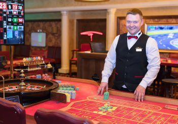 casino careers, casino dealer - Gifts for Card Players