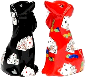 Cat-&-Dog-Salt-&-Pepper poker dogs