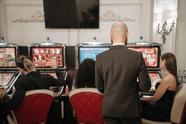 What first-timers should think about when choosing casino games?