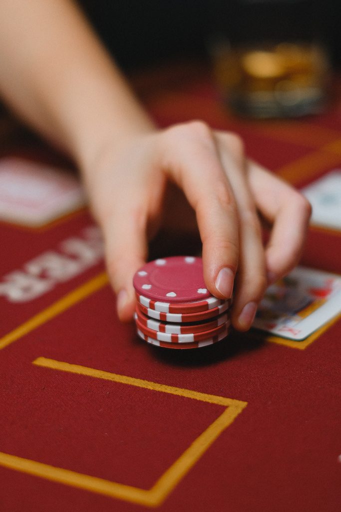 Maximize Your Winnings: Learn the Benefits of Table Selection in Poker