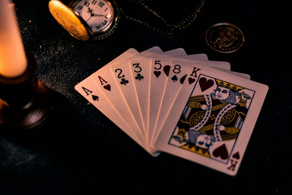 How to Handle Losing Streaks in Online Casino Card Games