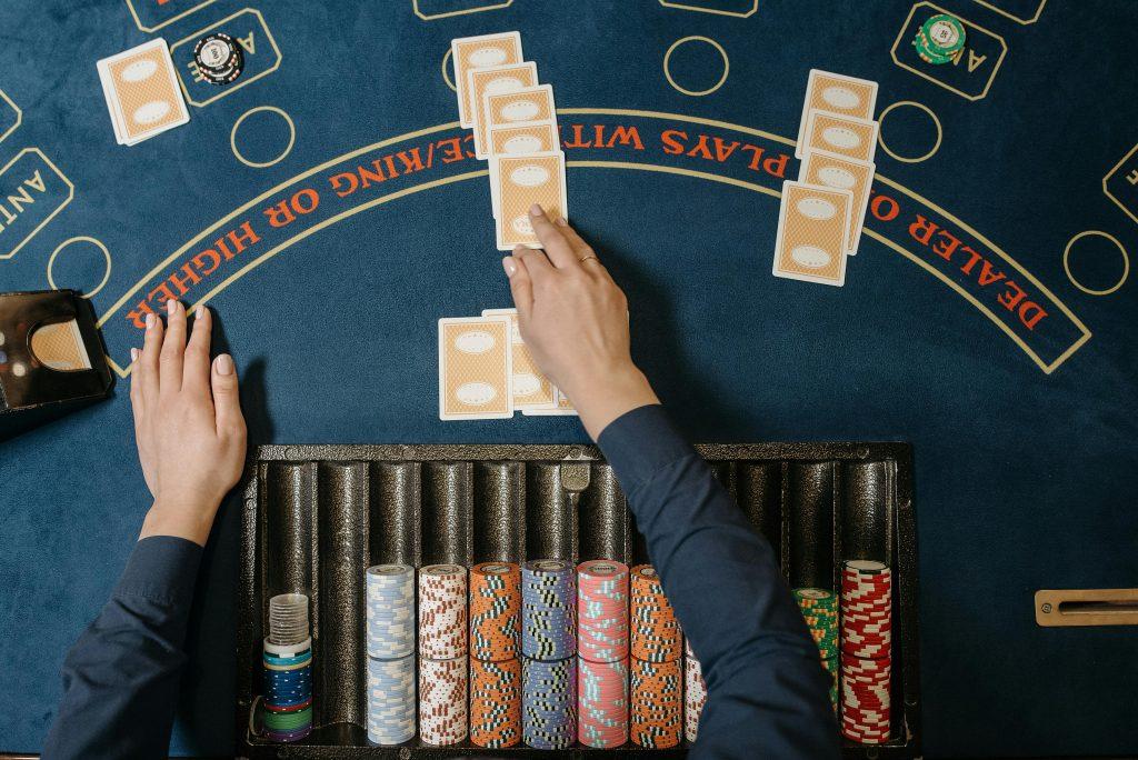 Labouchere System: Does It Work In Casino Card Games?