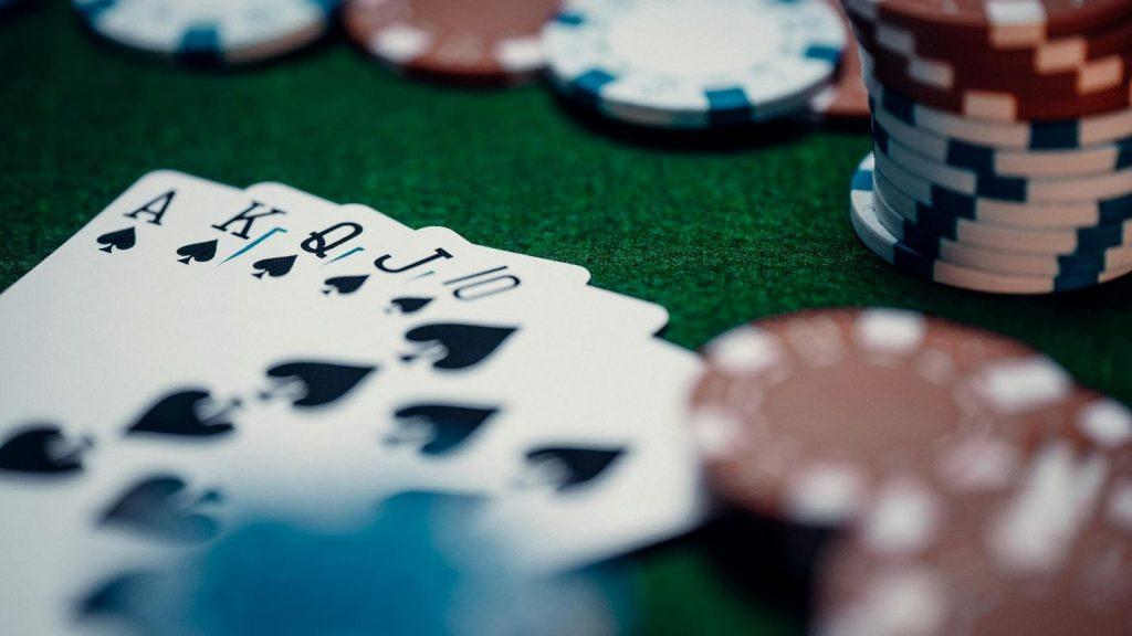 Keeping your edge at the Texas Hold’em table