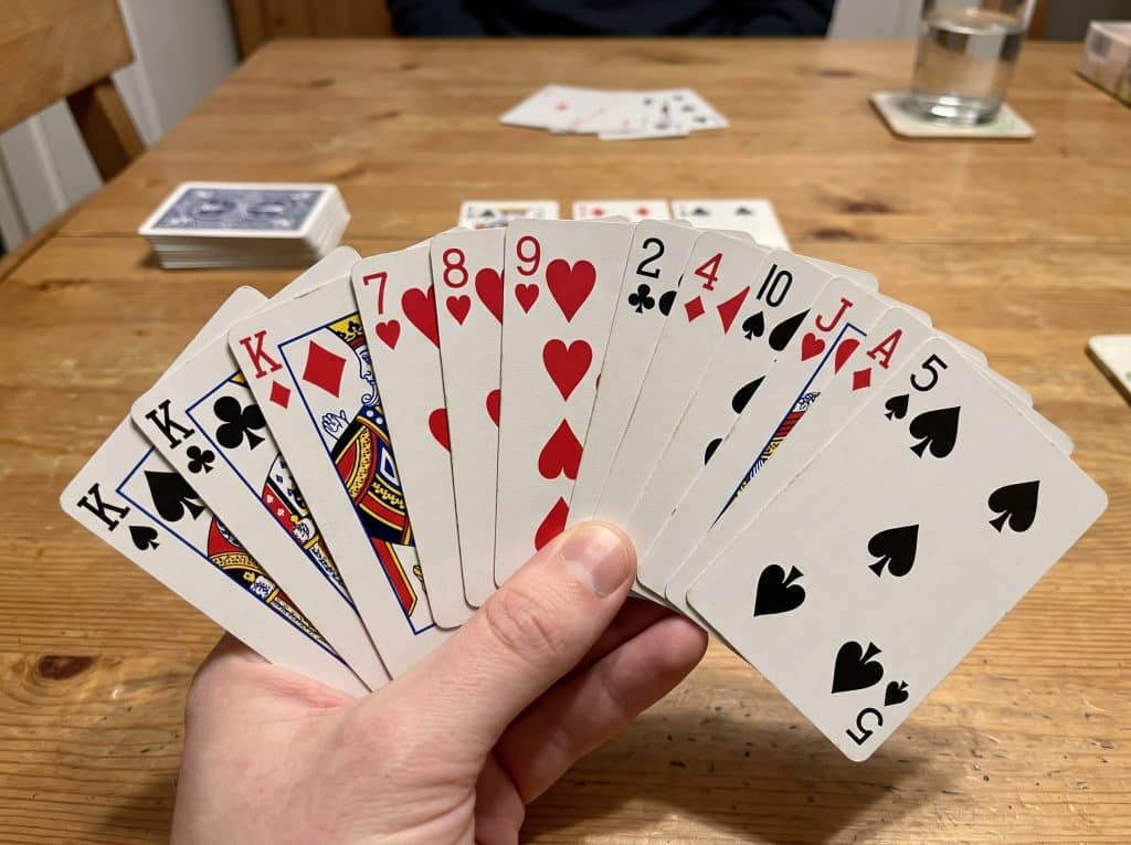 Playing Tongits with 4 players